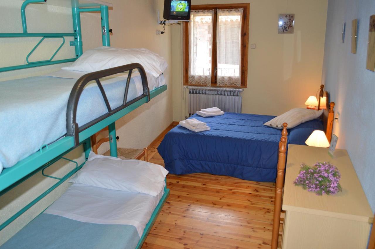 Hostal Pas De La Pera Aransá Exterior foto